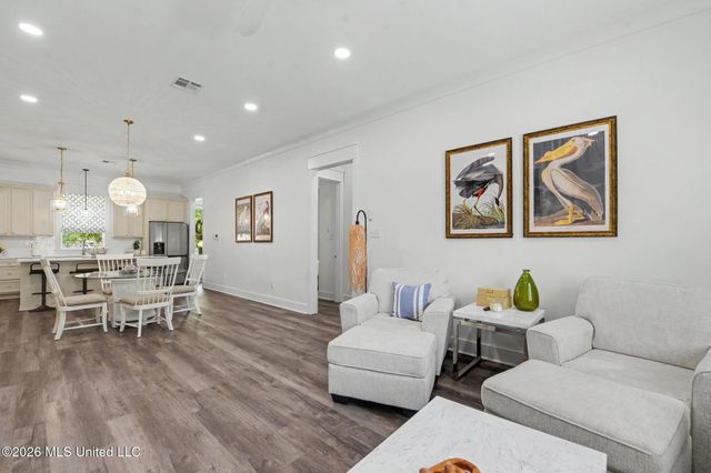 416 Ulman Avenue, Bay Saint Louis, MS 39520
