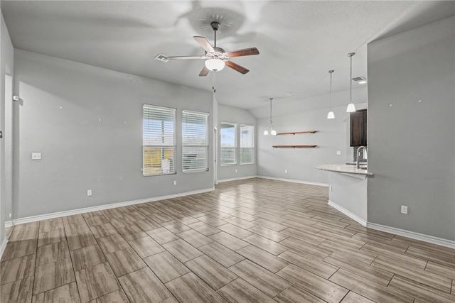 9609 Sedalia, Corpus Christi, TX 78410