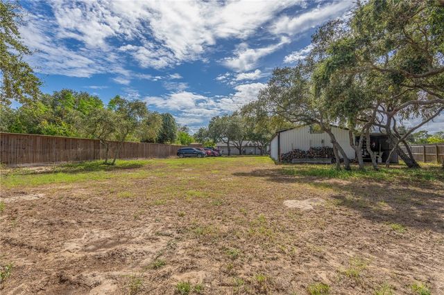 442 Oakdale Dr, Corpus Christi, TX 78418