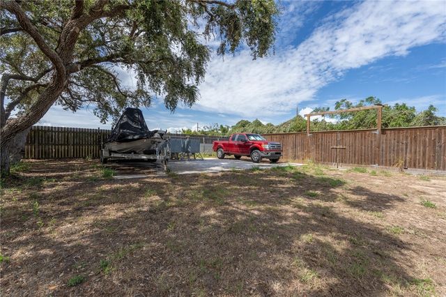 442 Oakdale Dr, Corpus Christi, TX 78418