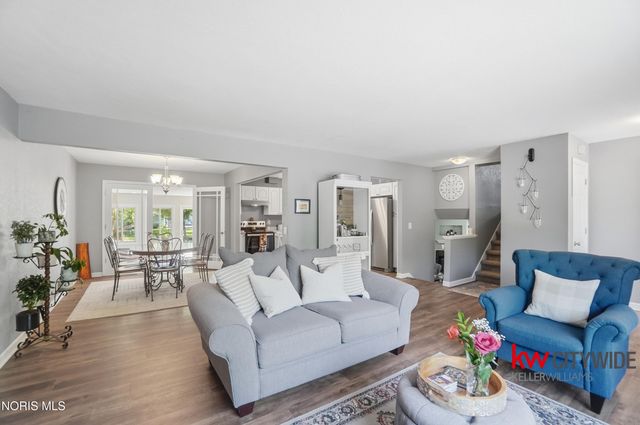 1740 Cass Road, Maumee, OH 43537