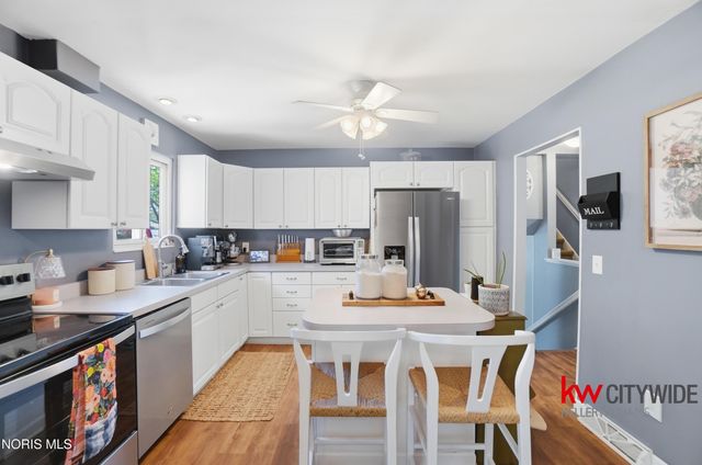 1740 Cass Road, Maumee, OH 43537