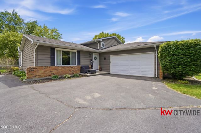 1740 Cass Road, Maumee, OH 43537