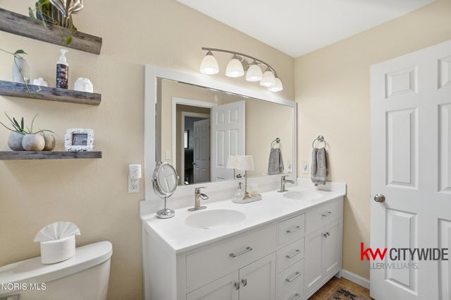 1740 Cass Road, Maumee, OH 43537