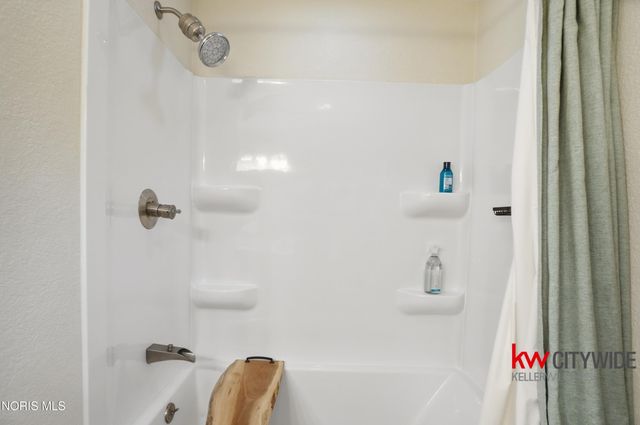 1740 Cass Road, Maumee, OH 43537