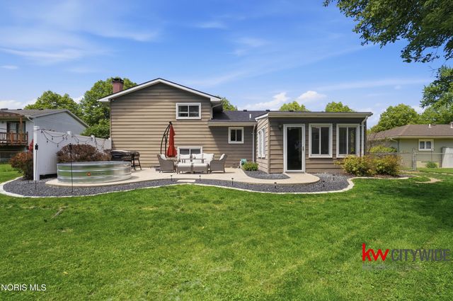 1740 Cass Road, Maumee, OH 43537