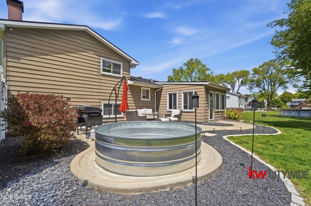 1740 Cass Road, Maumee, OH 43537
