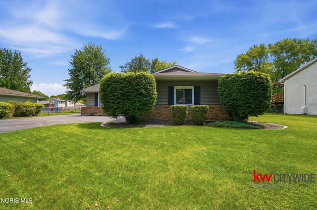 1740 Cass Road, Maumee, OH 43537