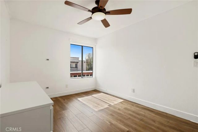 700 W La Veta Avenue T4, Orange, CA 92868