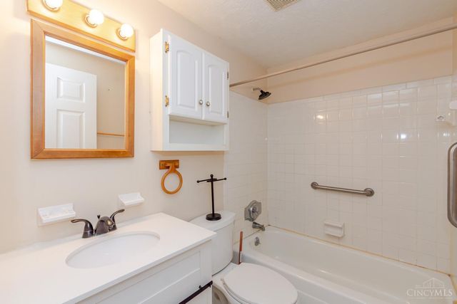 307 Flanders Avenue, Brookville, OH 45309