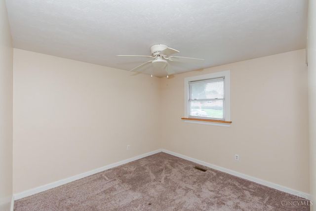 307 Flanders Avenue, Brookville, OH 45309