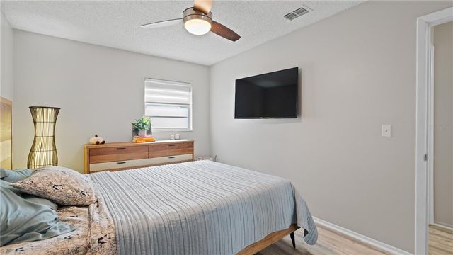 1124 W DESOTO STREET, Clermont, FL 34711