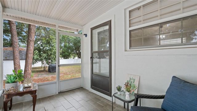 1124 W DESOTO STREET, Clermont, FL 34711