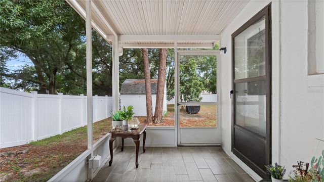 1124 W DESOTO STREET, Clermont, FL 34711