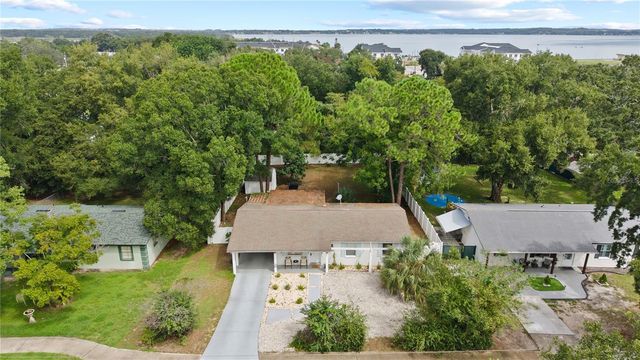 1124 W DESOTO STREET, Clermont, FL 34711