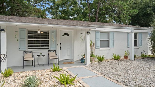 1124 W DESOTO STREET, Clermont, FL 34711