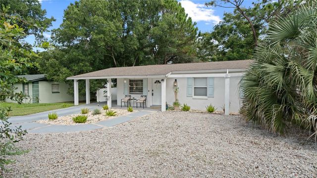 1124 W DESOTO STREET, Clermont, FL 34711