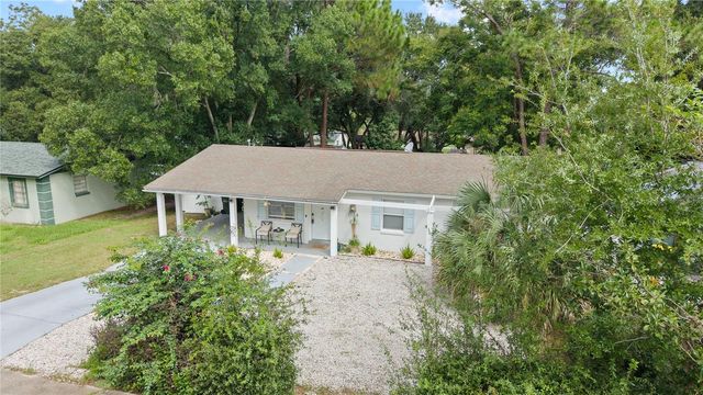 1124 W DESOTO STREET, Clermont, FL 34711