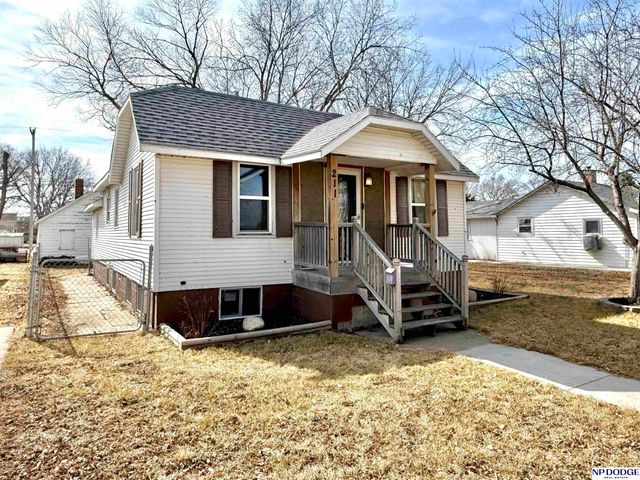 211 Adams Avenue, Norfolk, NE 68701