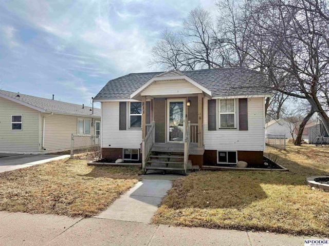 211 Adams Avenue, Norfolk, NE 68701