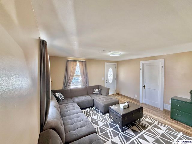 211 Adams Avenue, Norfolk, NE 68701