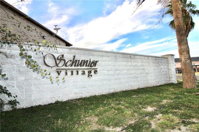 909 English Avenue, Edinburg, TX 78541