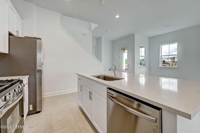 357 RUM RUNNER Way, St. Johns, FL 32259