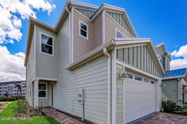 357 RUM RUNNER Way, St. Johns, FL 32259