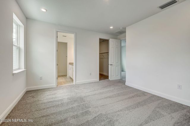 357 RUM RUNNER Way, St. Johns, FL 32259