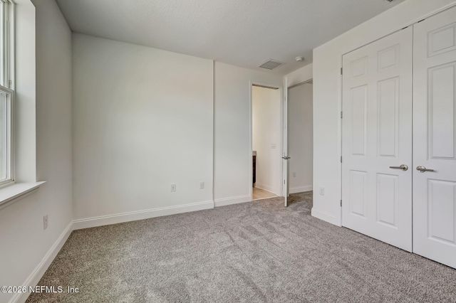 357 RUM RUNNER Way, St. Johns, FL 32259