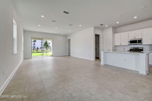 357 RUM RUNNER Way, St. Johns, FL 32259