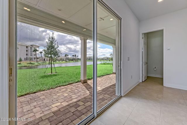 357 RUM RUNNER Way, St. Johns, FL 32259