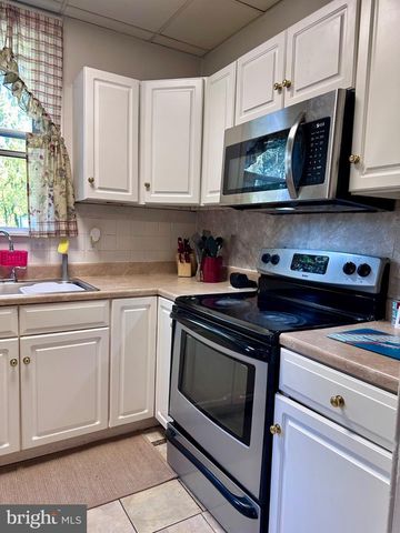 387 MOUNTAIN VIEW RD, Reading, PA 19607
