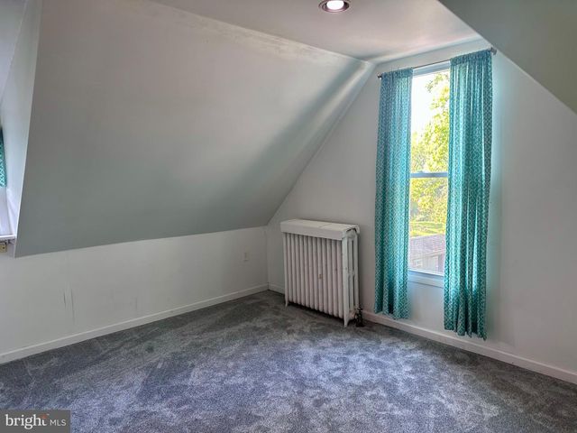 387 MOUNTAIN VIEW RD, Reading, PA 19607