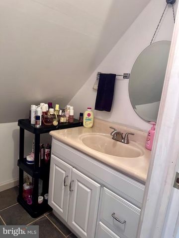 387 MOUNTAIN VIEW RD, Reading, PA 19607