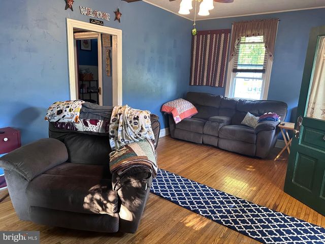 387 MOUNTAIN VIEW RD, Reading, PA 19607