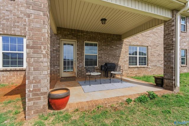 112 Colony Cove Drive, Meridianville, AL 35759