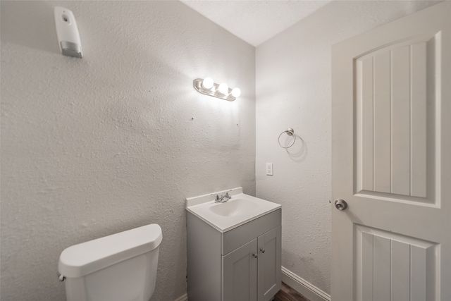 3123 Biway Street, Sansom Park, TX 76114