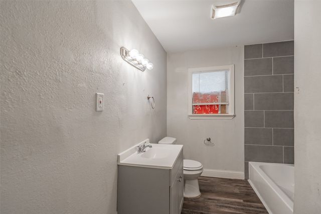 3123 Biway Street, Sansom Park, TX 76114