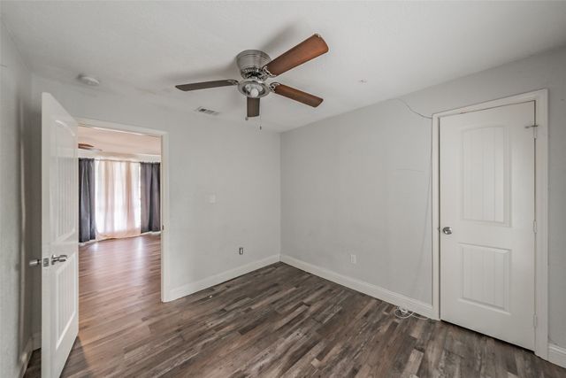 3123 Biway Street, Sansom Park, TX 76114