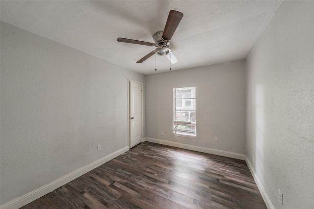 3123 Biway Street, Sansom Park, TX 76114