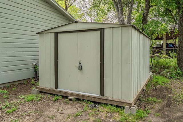 3123 Biway Street, Sansom Park, TX 76114