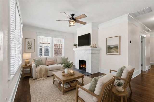 800 Bellemeade Avenue NW, Atlanta, GA 30318