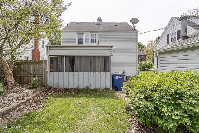 2426 Berdan Avenue, Toledo, OH 43613