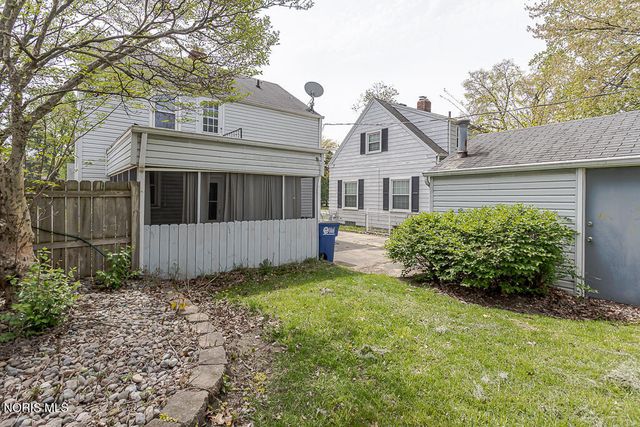 2426 Berdan Avenue, Toledo, OH 43613