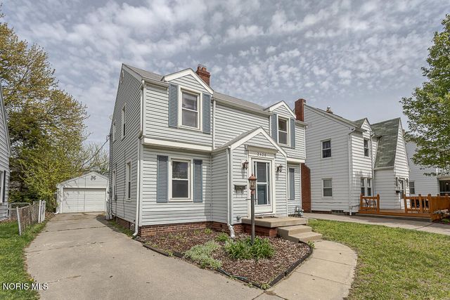 2426 Berdan Avenue, Toledo, OH 43613