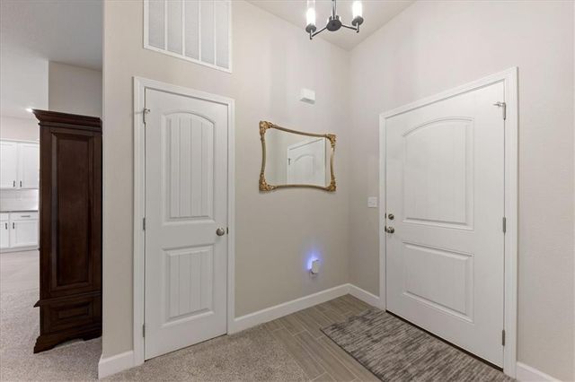 7528 Arapahoe Drive, Shawnee, KS 66227