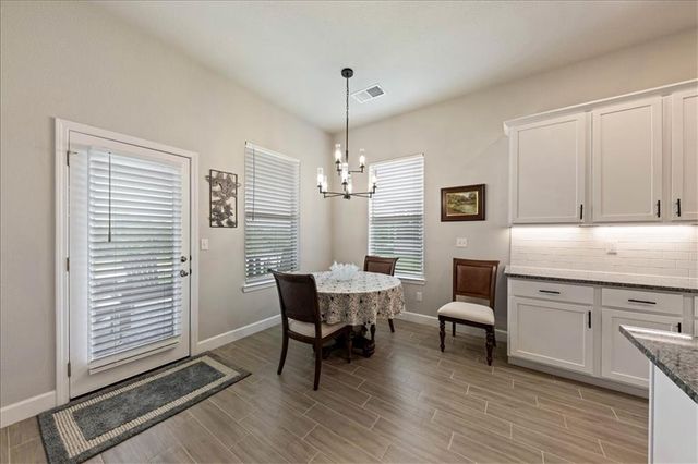 7528 Arapahoe Drive, Shawnee, KS 66227