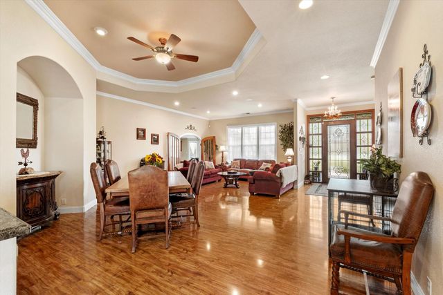 2661 Oak Lane Dr, Rescue, CA 95672