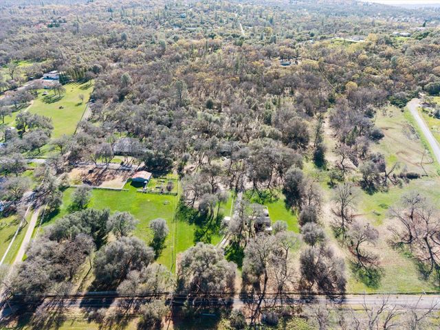 2661 Oak Lane Dr, Rescue, CA 95672